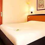亚眠 - 吉斯钟楼酒店 酒店 3*