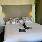 Campanile Amiens - Hotel 3*