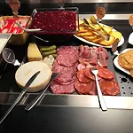 亚眠 - 吉斯钟楼酒店 3*