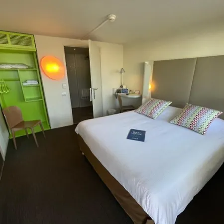 Campanile Amiens - Hotel 3*