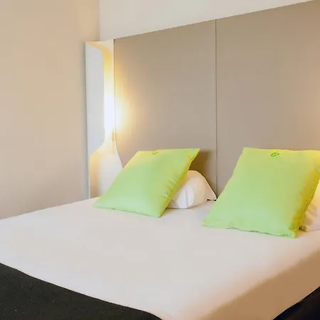 Campanile Amiens - Hotel Glisy