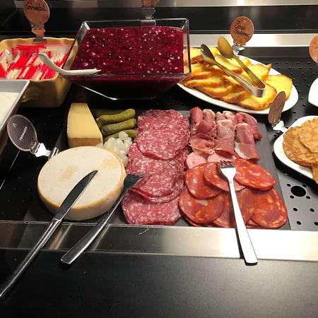 Campanile Amiens - 3*