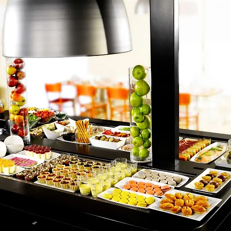 Campanile Amiens - Hotel 3*