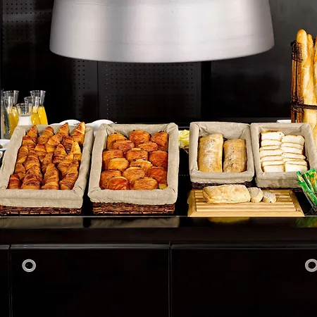 Campanile Amiens - Hotel Glisy