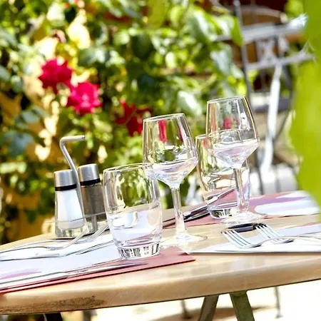 Campanile Amiens - 3*