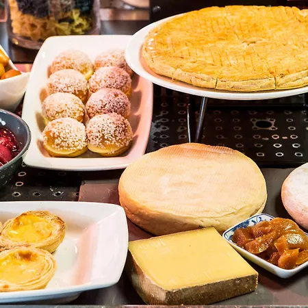 Campanile Amiens - 3*