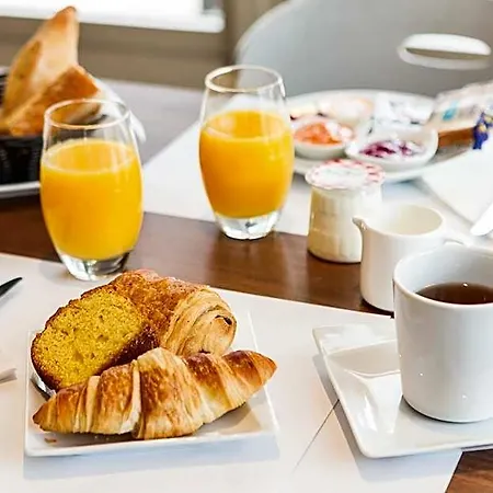 Campanile Amiens - 3* Глизи