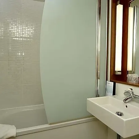 Campanile Amiens - 3* Glisy