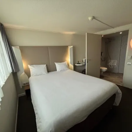 Campanile Amiens - 3* Glisy