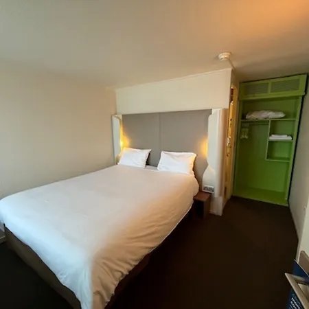 Campanile Amiens - 3*