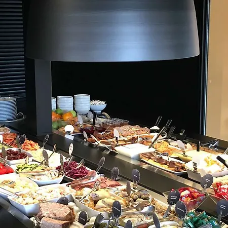 Campanile Amiens - Hotel 3*