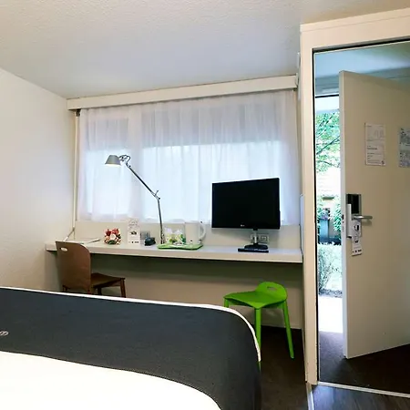 Campanile Amiens - 3* Glisy