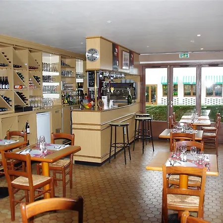 Hotel Campanile Amiens - 3*