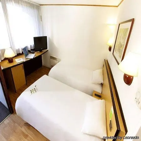 Campanile Amiens - Hotel 3*