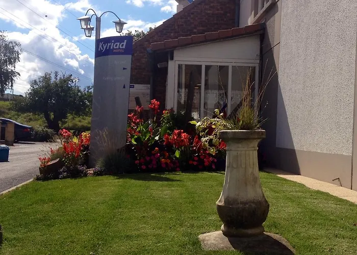 Campanile Amiens - 호텔