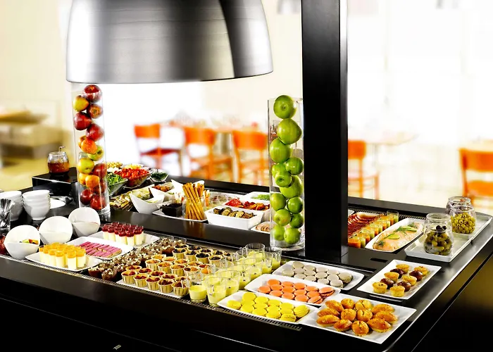 Campanile Amiens - 호텔 3*