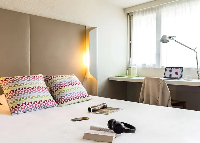 Campanile Amiens - 글리시