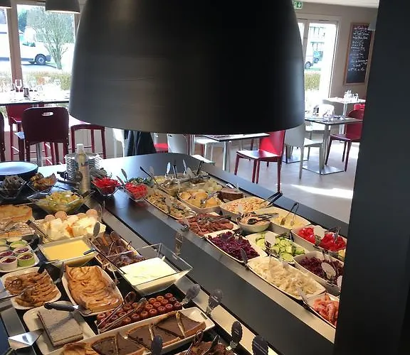 호텔 Campanile Amiens - 3*