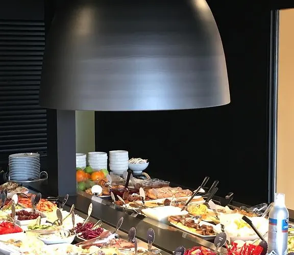 Campanile Amiens - 3* Glisy